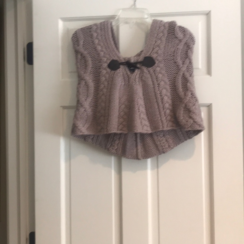 Soft sleeveless crop hoodie